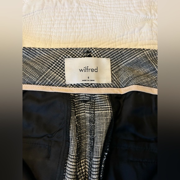 Aritzia | Wilfred | Tie-Front Check Pant — Black/Off White Plaid | Size 6 - Picture 6 of 14